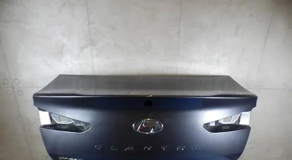 Hyundai Elantra VI Truck tailgate XXVVXXVV0