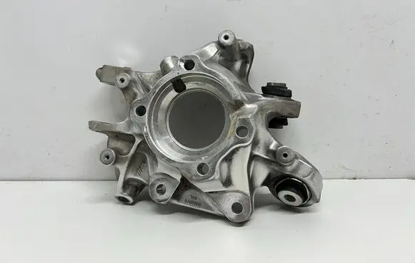 BMW X3M F97 Rear wheel hub spindle/knuckle 8092079 809207901L