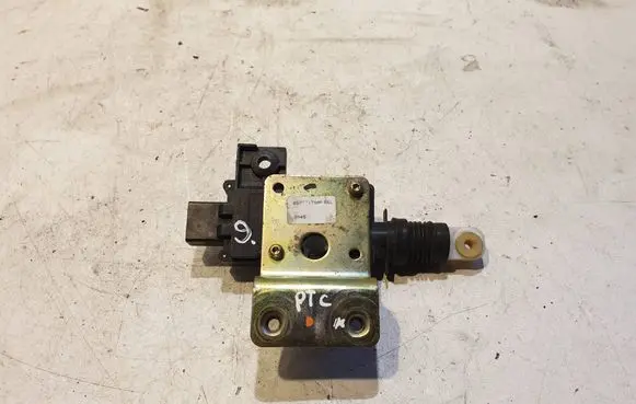 Chrysler PT Cruiser Rear lock motor 05022178AA