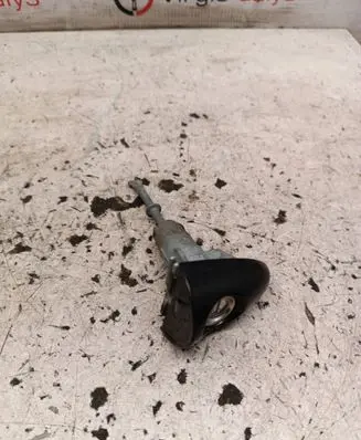 KIA Sportage Coupe door lock (next to the handle) 