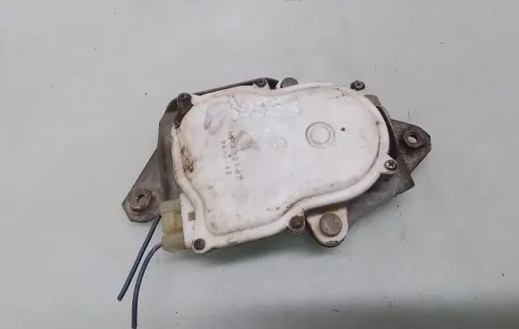 Mitsubishi Pajero Sport I Central locking motor MR432147