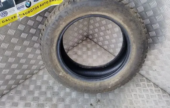 Citroen C5 R16 winter/snow tires with studs 2056016