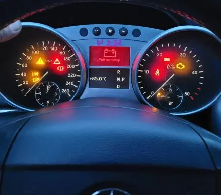 Mercedes-Benz R W251 Speedometer (instrument cluster) A2515402648 A2515407411 A2514420521