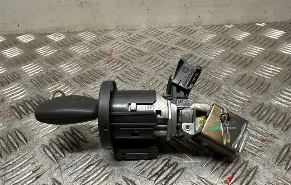 Renault Modus Ignition lock 8200214173D