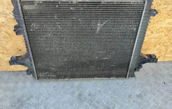 Volvo XC90 Coolant radiator 8634066A 03051