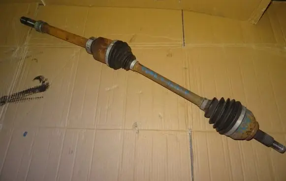 Renault Trafic III (X82) Front driveshaft