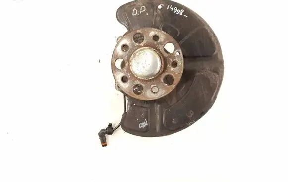 Mercedes-Benz E W212 Front wheel hub 2124201244 2123322401