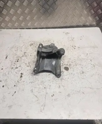 Audi A4 S4 B9 Engine mounting bracket 4M0199307BN