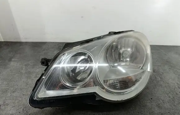 Volkswagen Polo IV 9N3 Headlight/headlamp 