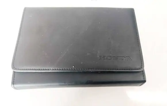 Honda CR-V Owners service history hand book 