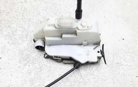 Renault Laguna II Front door lock