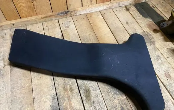 Mercedes-Benz CLS C219 (C) pillar trim a2196901025 2196901025