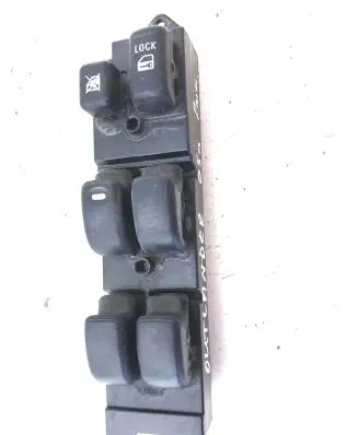 Mitsubishi Outlander Electric window control switch MR587229