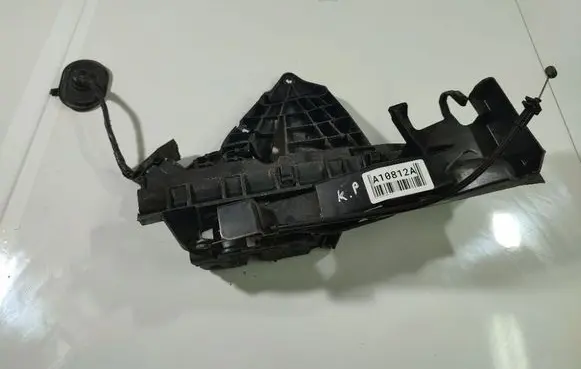Ford Focus Front door lock 