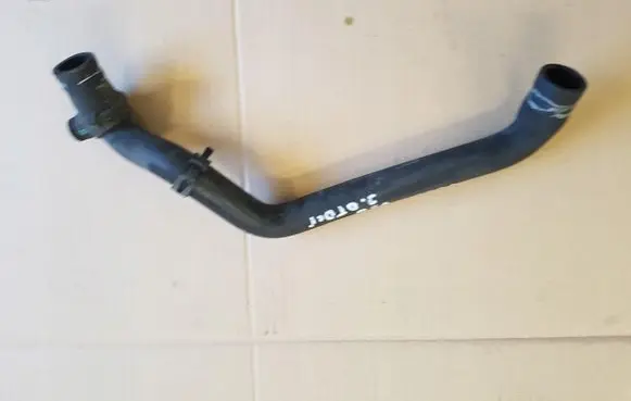 Volvo V50 Engine coolant pipe/hose