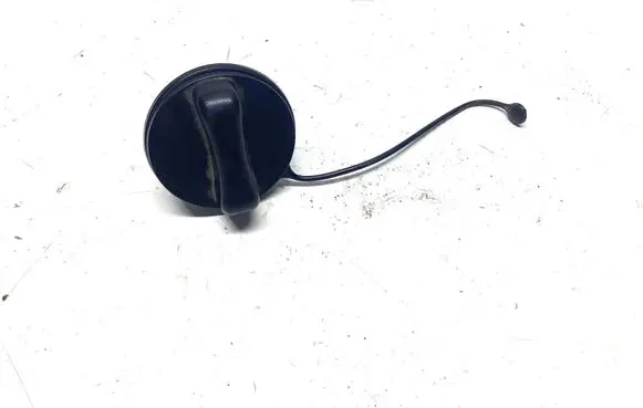 Nissan Navara D23 Fuel tank filler cap 