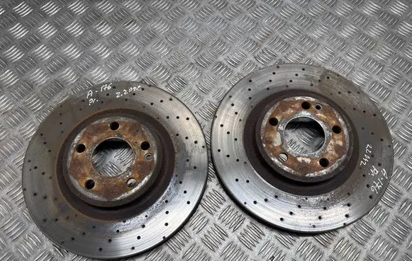 Mercedes-Benz A W176 Front brake disc 