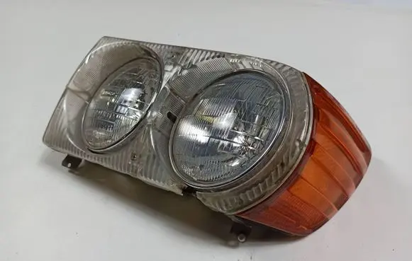 Mercedes-Benz SL R107 Headlight/headlamp 1305233055 1305523033