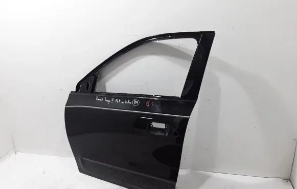 Renault Twingo III Front door 801015267R