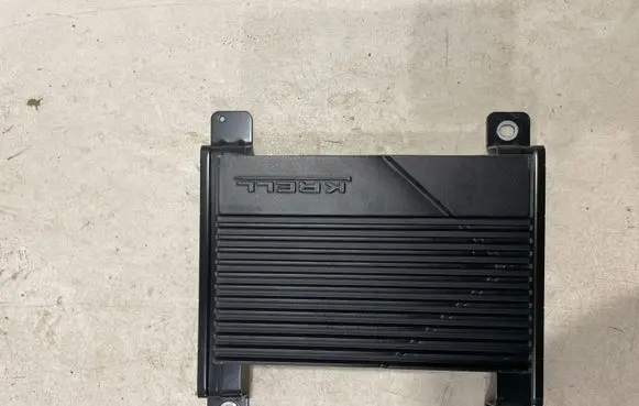 Hyundai Santa Fe Sound amplifier 96370S1MM0