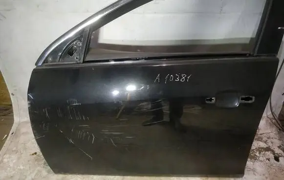 Opel Insignia A Front door juodos