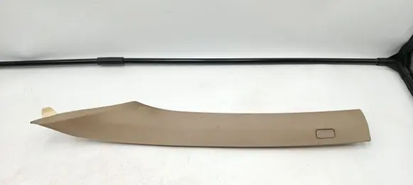 BMW 5 E60 E61 (A) pillar trim 7027085
