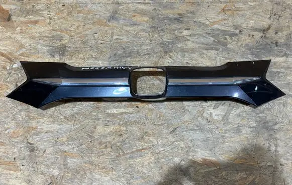 Honda HR-V Front grill 711217W00