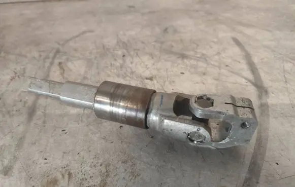 Volvo S60 Steering column universal joint
