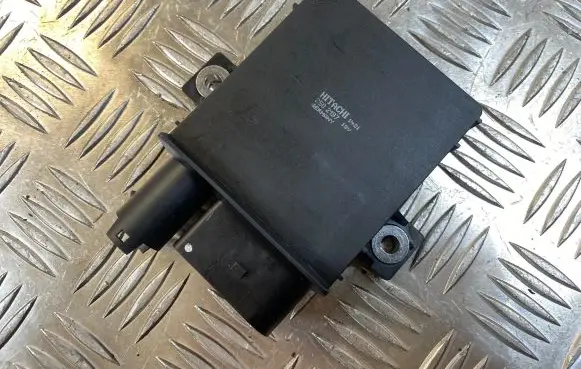 BMW 5 E60 E61 Glow plug pre-heat relay 2502197