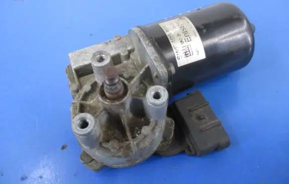 Opel Astra G Front wiper linkage and motor 90341903
