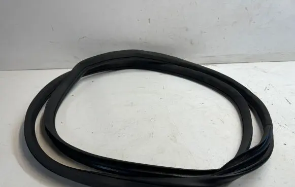 Mercedes-Benz GLS X166 Rear door rubber seal (on body) A1666970251