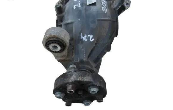 Mercedes-Benz E C207 W207 Rear differential 2073500814