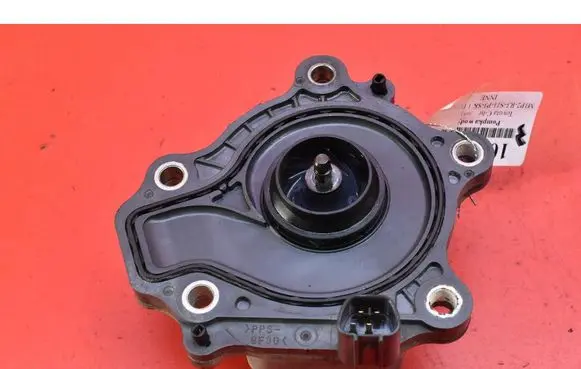Toyota C-HR I Water pump 