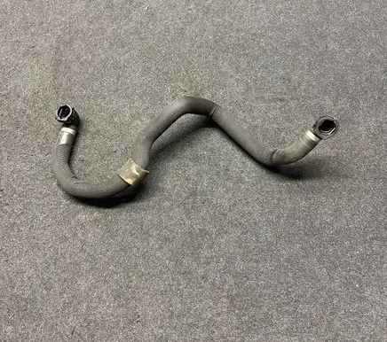 BMW 5 F10 F11 Engine coolant pipe/hose 7618541