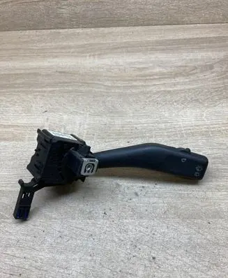 Audi A3 S3 8P Wiper control stalk 1K0953519
