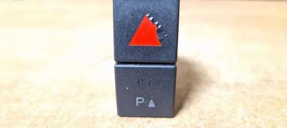 Ford Focus C-MAX Hazard light switch 6m5t15a860aa