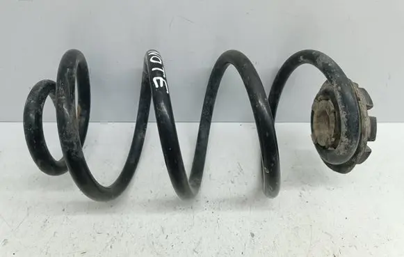 Nissan Note (E11) Rear coil spring