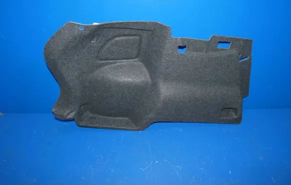 Volvo XC40 Trunk/boot side trim panel