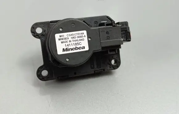 Mitsubishi Eclipse Cross Air flap motor/actuator CSA512T014A
