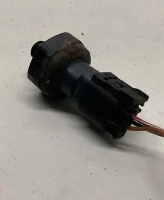Mercedes-Benz ML W164 Air conditioning (A/C) pressure sensor A0045429018 0045429018
