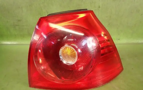 Volkswagen Golf V Rear/tail lights 1K6945096AA