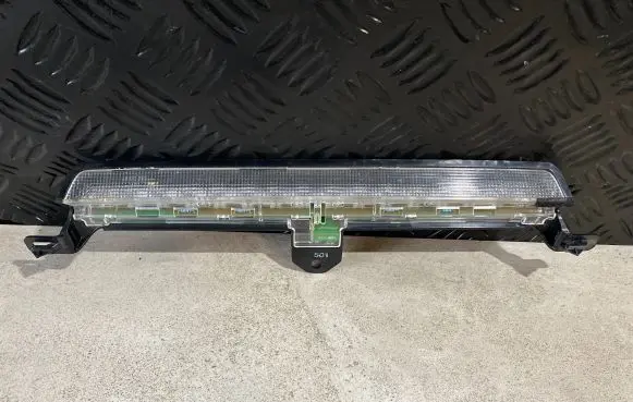 Volvo XC70 Third/center stoplight 8658948