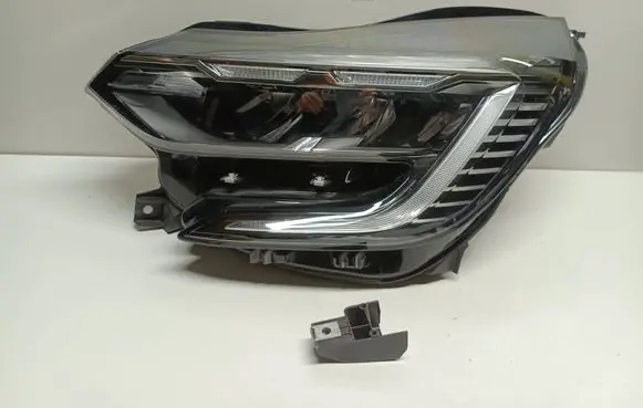 Renault Captur II Headlight/headlamp 260601693R