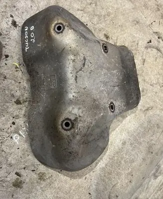 Hyundai Tucson JM Exhaust heat shield