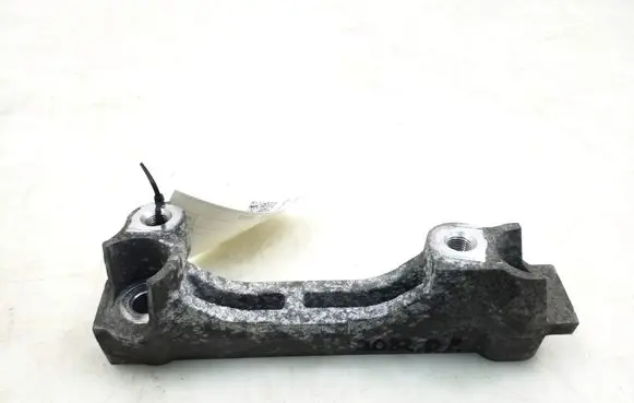 Toyota Verso Engine mounting bracket 1234126011