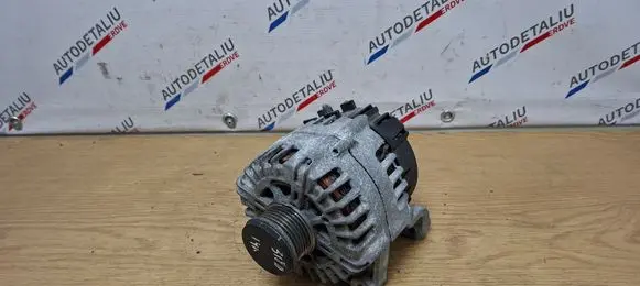 BMW 4 F32 F33 Generator/alternator 8578608