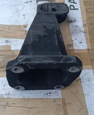BMW X5 E53 Engine mounting bracket 676156402 6761564