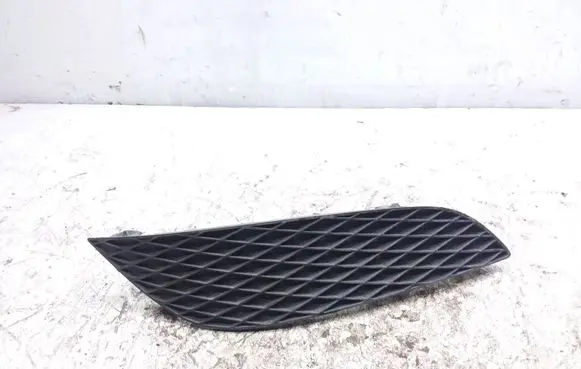 Opel Astra H Front bumper lower grill 13225763