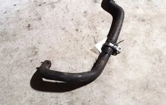 Mercedes-Benz CLS C219 Engine coolant pipe/hose a2118303596