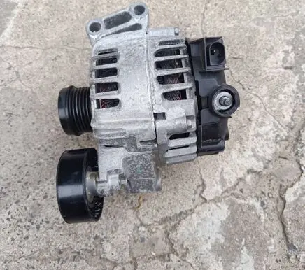Ford Kuga II Generator/alternator F1FT10300BA 2114003670 FG15T101